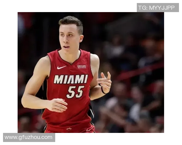 小斯与邓肯罗宾逊的对决分析：技术风格与比赛影响力的深度探讨